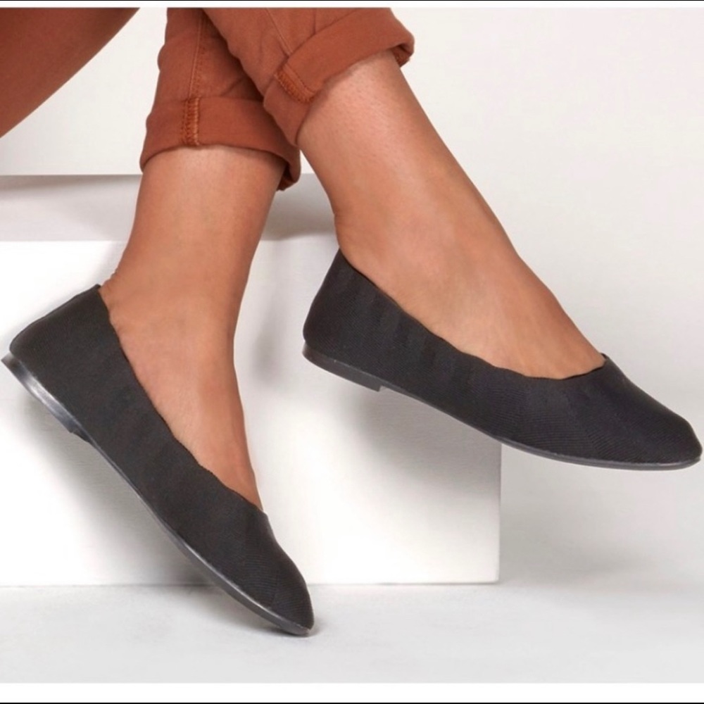 Sketchers Cleo Bewitch Air-Cooled Memory Foam Black Knit Flats